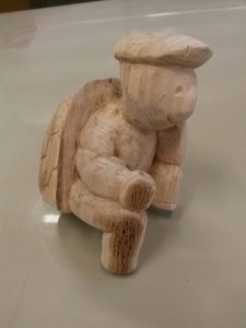 tortue sculpter poncer