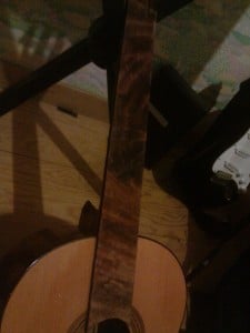 Incrustation aluminium guitare
